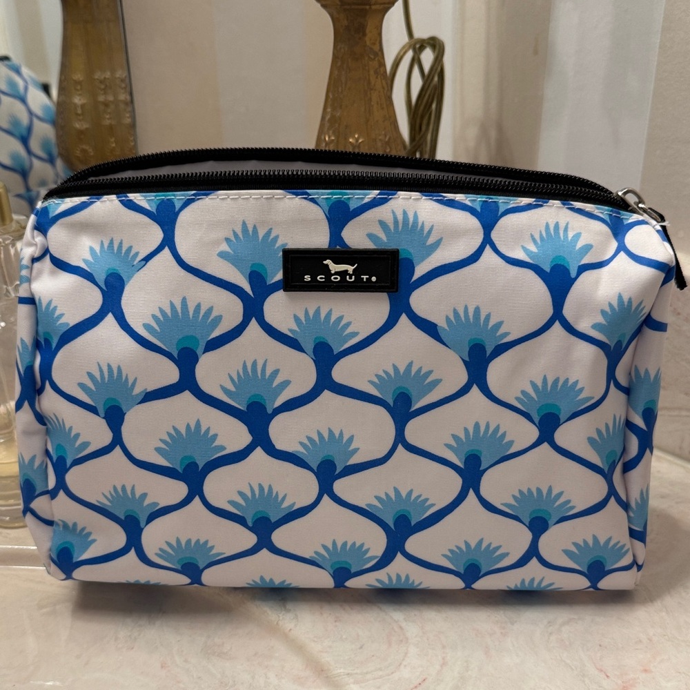 Scout Blue and White Patterned Cosmetic Bag